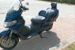 Suzuki Burgman 250
