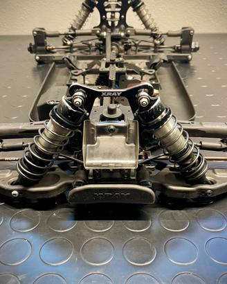 XRAY XB8E’26 tenuta bene