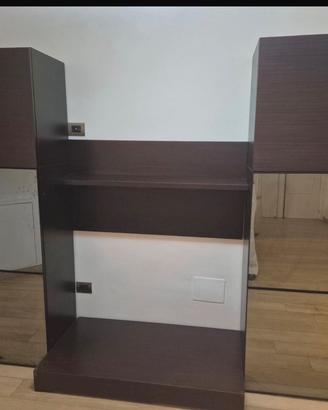 Parete attrezzata più tavolo 30€