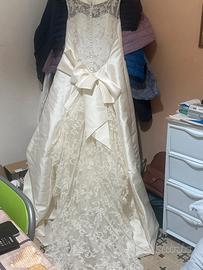 abito da sposa in pura seta