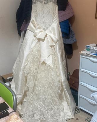 abito da sposa in pura seta