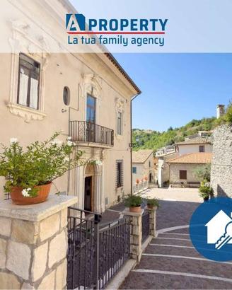 Appartamento di 200 m² con più di 5 locali a Valli