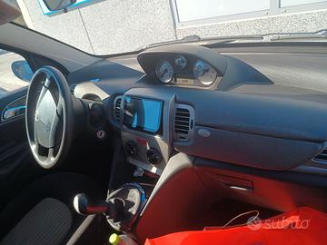 Lancia Ypsilon 1.3 Multijet