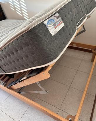Letto 120x190 con rete motorizzata e materasso