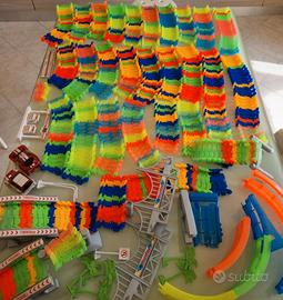 Pista Flessibile Led per macchinine