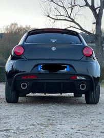 Paraurti con estrattore alfa mito