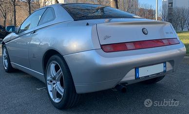 Alfa Romeo GTV 916