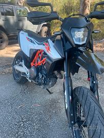 Ktm smc r 690