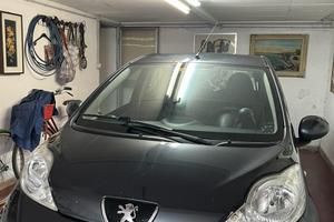Peugeot 107 sweet years 2011