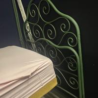 Letto stile liberty completo di tutto