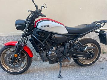 Xsr 700