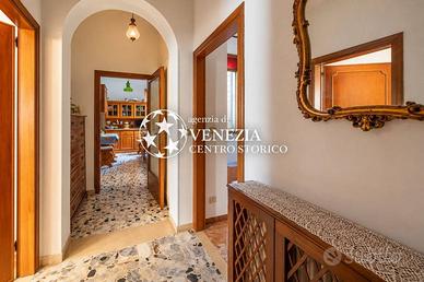 Appartamento di 77 m² con 3 locali a Venezia