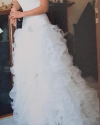 Abito da Sposa con Balze, spacco + accessori