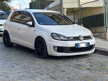 VOLKSWAGEN Golf 6ª serie - 2011