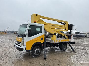 2011 Socage DA320 20 m on 2011 Renault Piattaforma