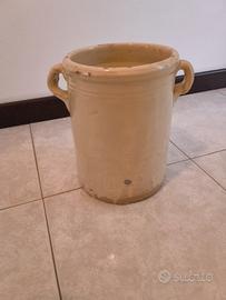 Vaso in terracotta (  provenienza : Puglia)