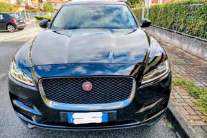Jaguar fpace 2000 d 180 CV awd