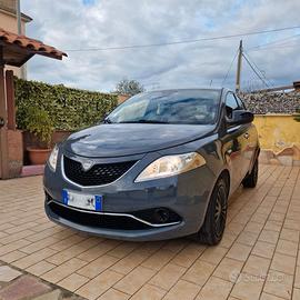 Lancia Y 1.2 benzina Neopatentati Euro 6b