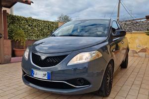 Lancia Y 1.2 benzina Neopatentati Euro 6b