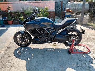 Ducati Diavel Carbon 1200 