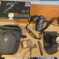 Nikon D3000 e obiettivo 18-55 e 55-300 + accessori