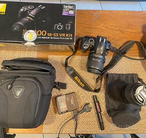 Nikon D3000 e obiettivo 18-55 e 55-300 + accessori