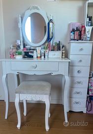 Console trucco con specchio cassettiera e sgabello