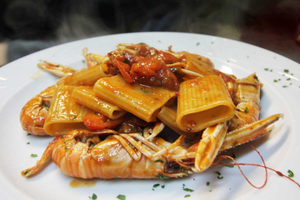 Bar ristorante fronte mare