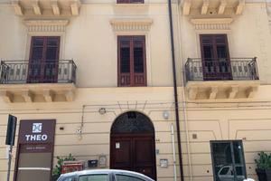 2 VANI: ZONA CENTRO VIA MAZZINI /VIA LA LUMIA