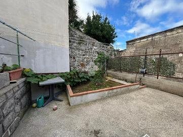 3 LOCALI A MASSA LUBRENSE