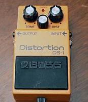 Uni - Vibe Stereo Chorus e + Boss DS-1 Distortion