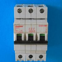 Interruttore Magnetotermico Bticino E83S/63