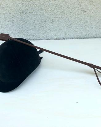 CASCO EQUITAZIONE  E  FRUSTINO