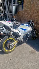 suzuki gsx r 600