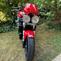 Triumph speed triple 955 2005