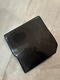 copertura vano fusibili in carbonio Yaris GR