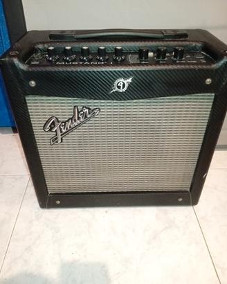 Amplificatore Fender mustang 1 