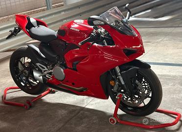 Ducati Panigale V2