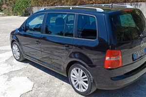 Volkswagen Touran 2.0 TDI 