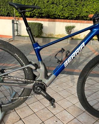 Kit telaio Berria mako taglia S