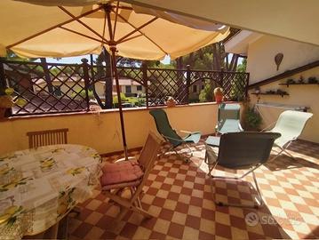 Grazioso con ampio terrazzo