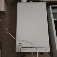 caldaia con pompa di calore daikin