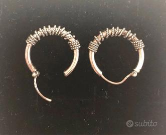 Orecchini in argento cerchio piccolo