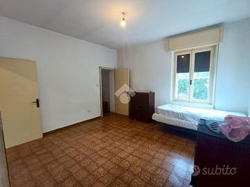 CASA INDIPENDENTE A RODIGO