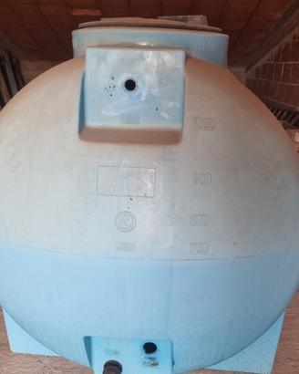 serbatoio per acqua cilindrico