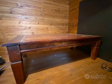 Tavolino in legno