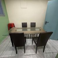 Tavolo+sedie similpelle