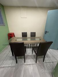 Tavolo+sedie similpelle