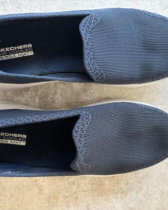 Skechers Go Walk