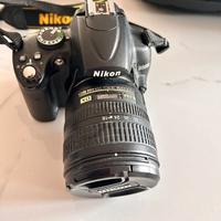 macchina fotografica NIKON D5000